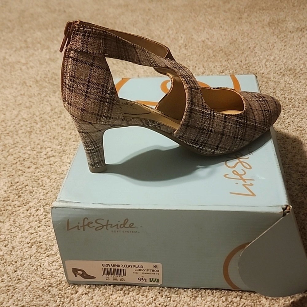 LifeStride Ladies 9.5 W pump